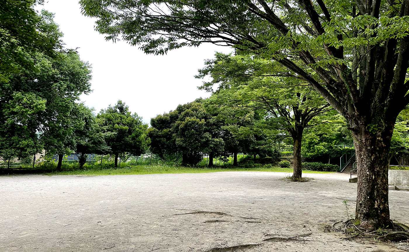 薬師台とんがり帽子公園