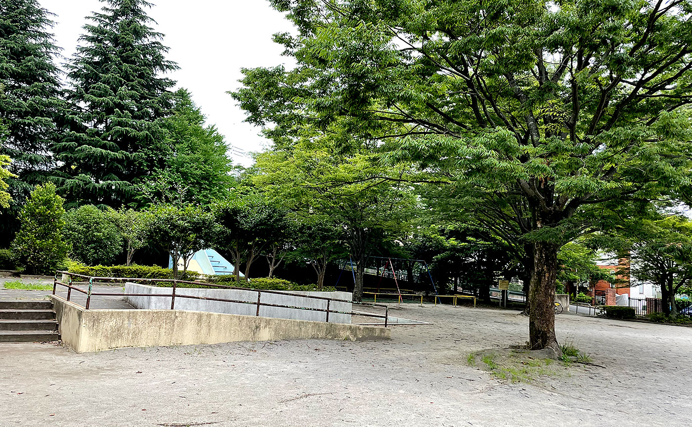 薬師台とんがり帽子公園