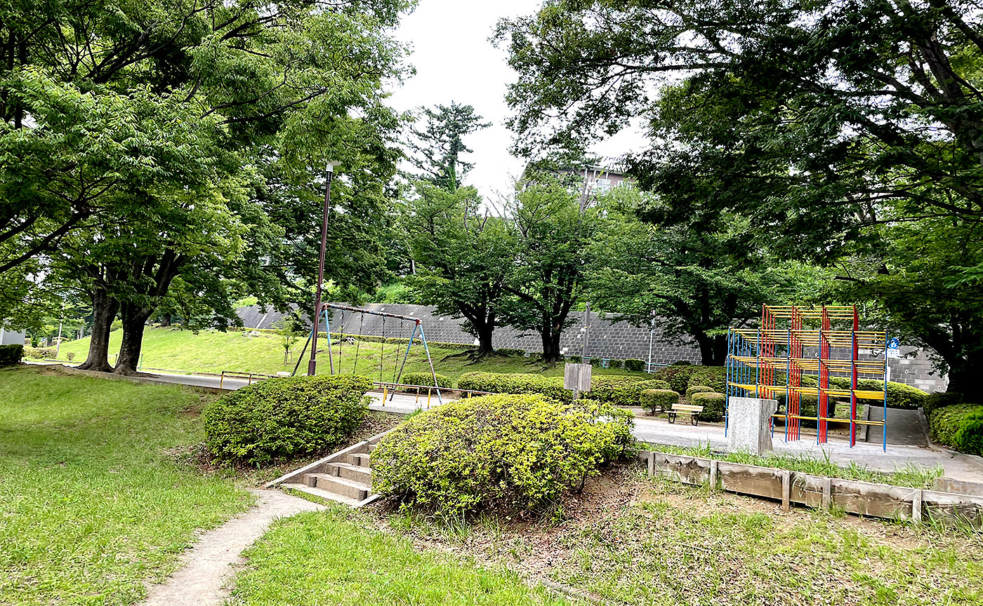 鶴川鶴の子児童公園