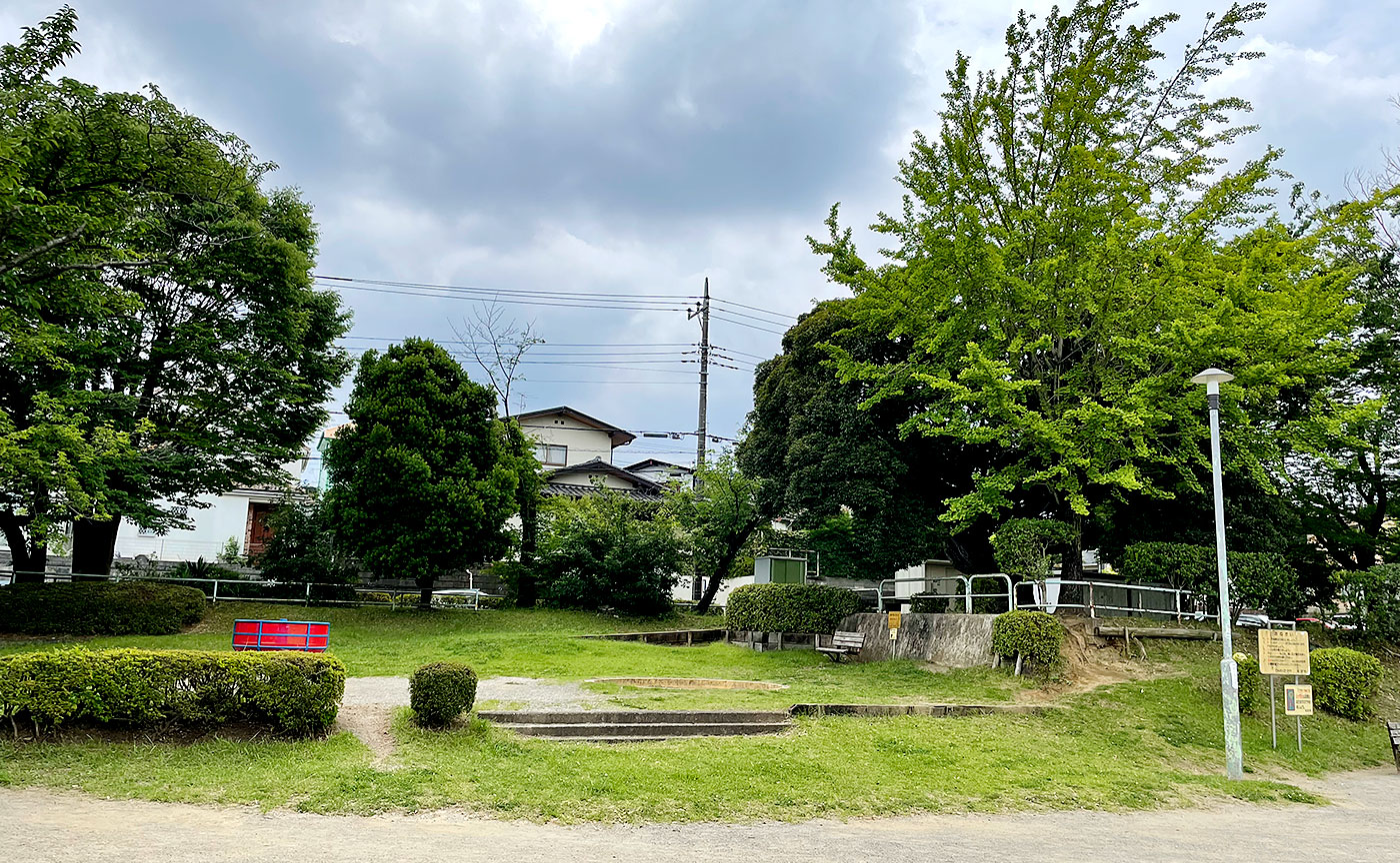 鶴川月の子児童公園