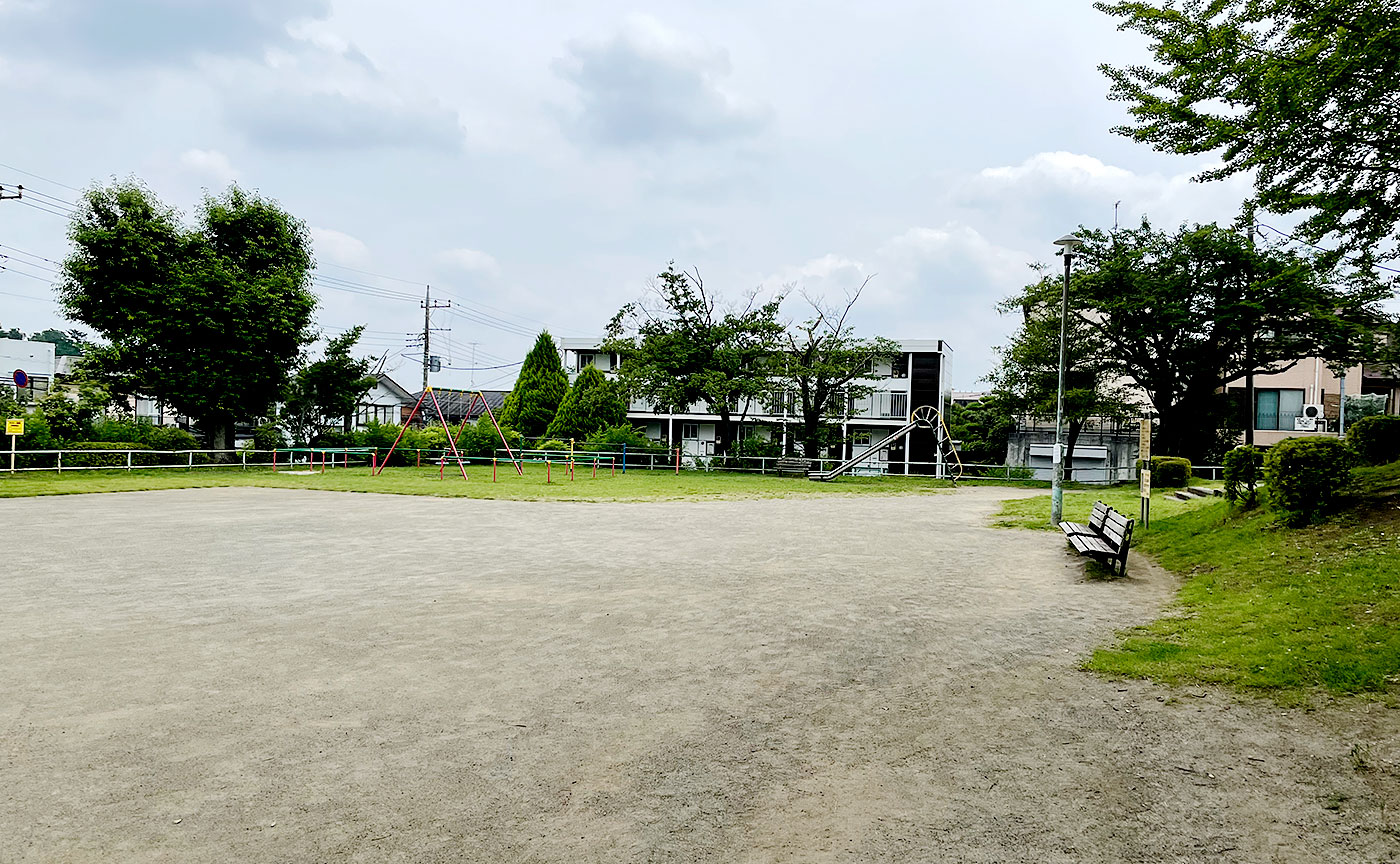 鶴川月の子児童公園