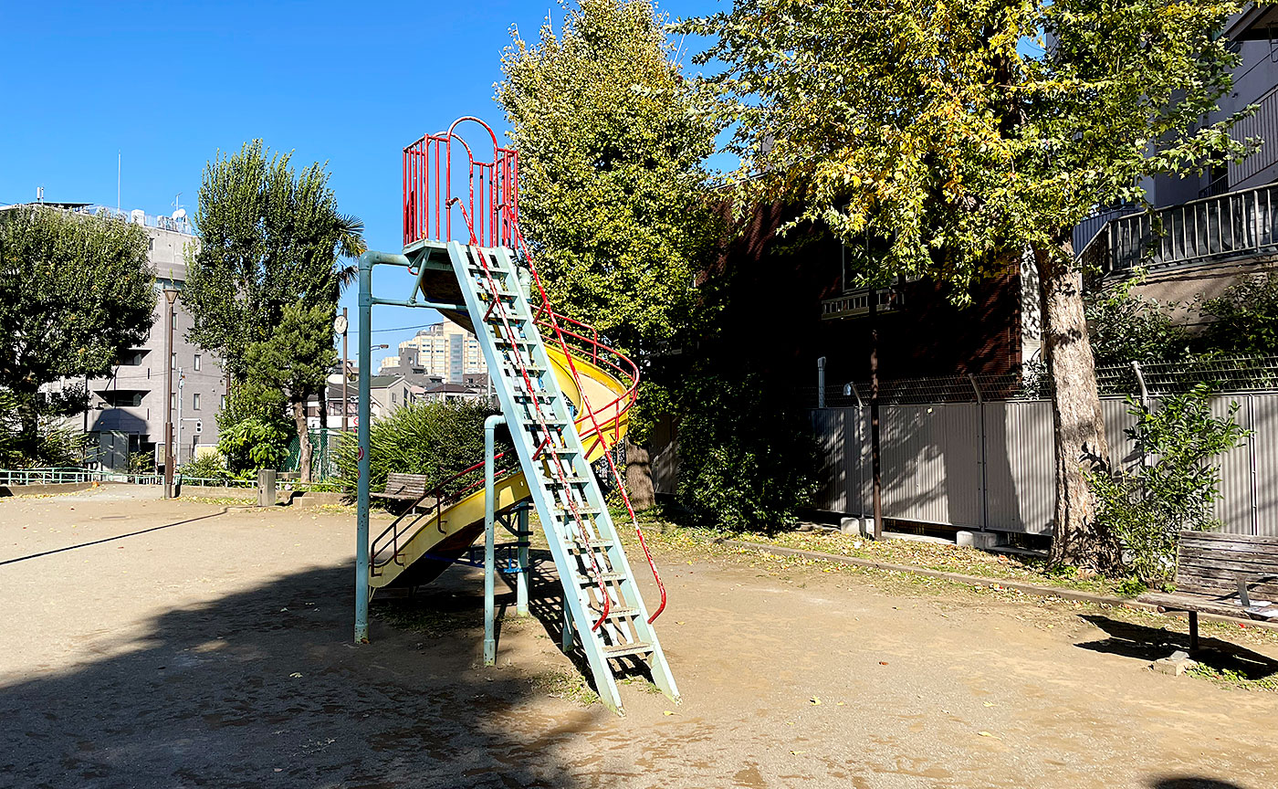 余丁町児童遊園