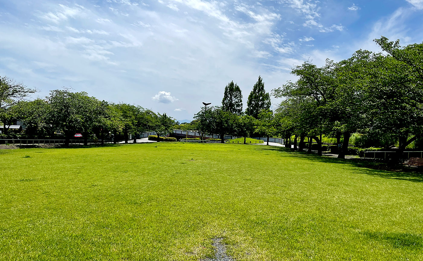 鶴牧第二公園