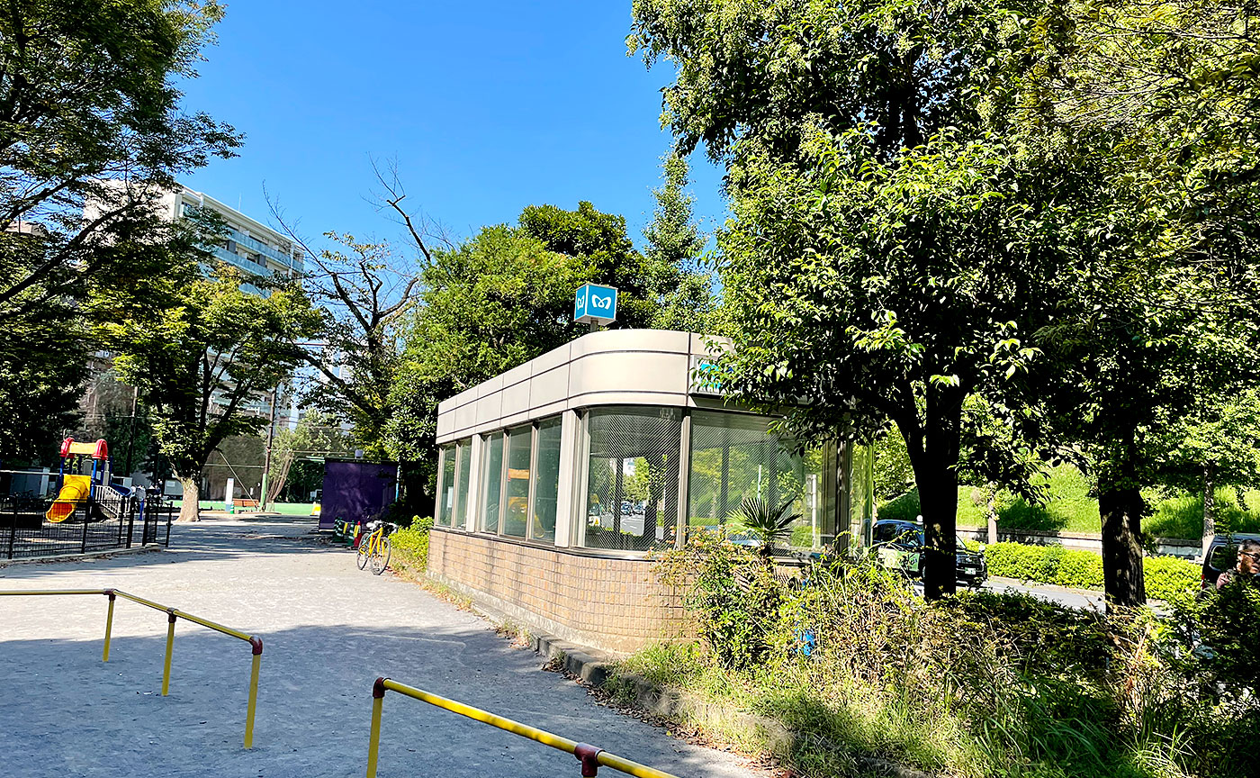 代々木深町小公園