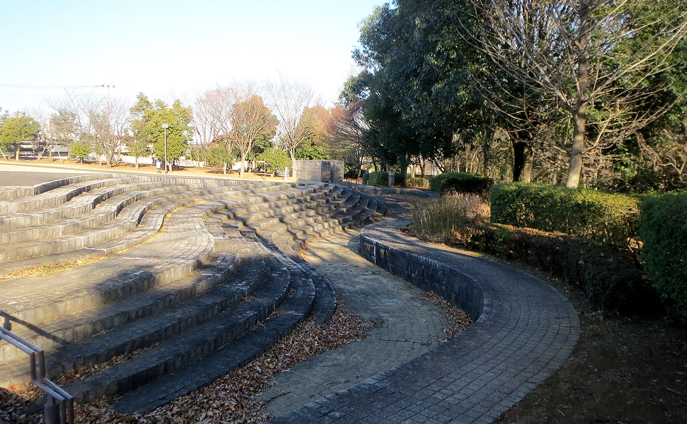 稲城中央公園