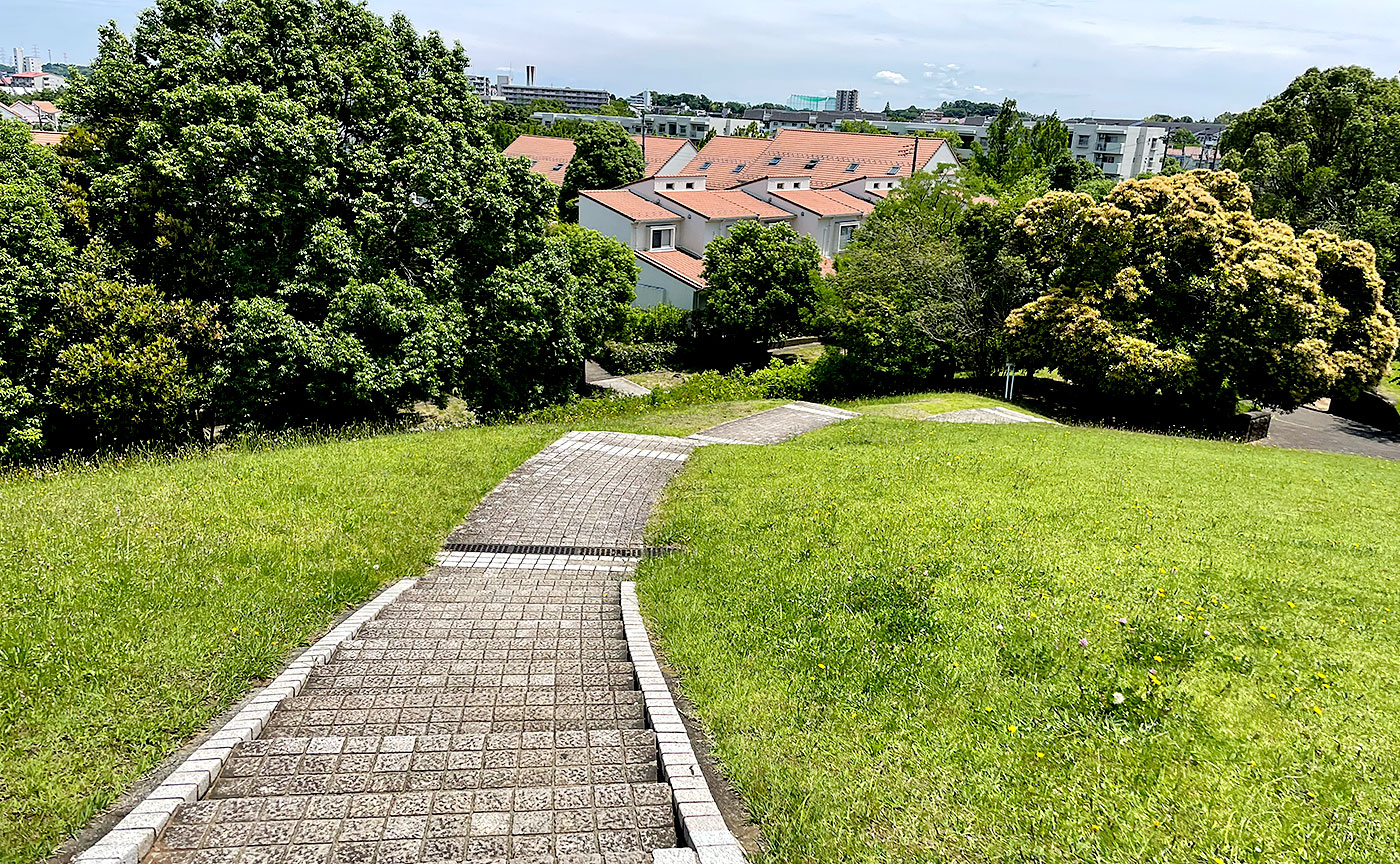 鶴牧東公園