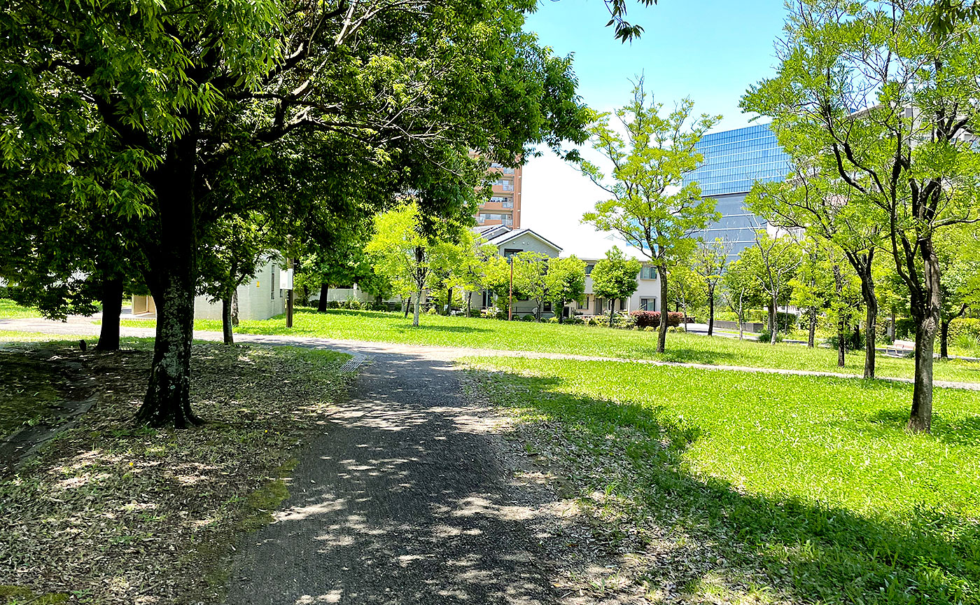 鶴牧東公園