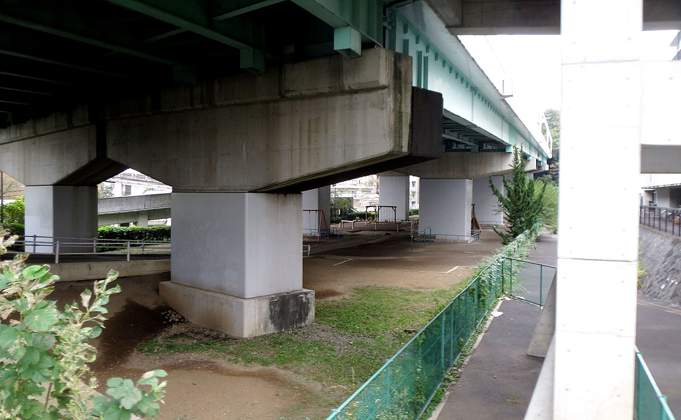 向ノ岡大橋公園