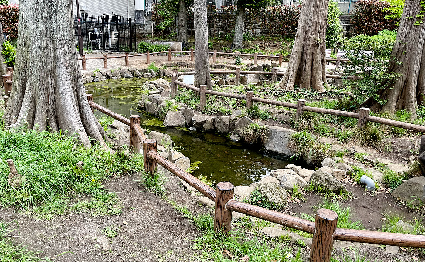 鶴ヶ久保公園