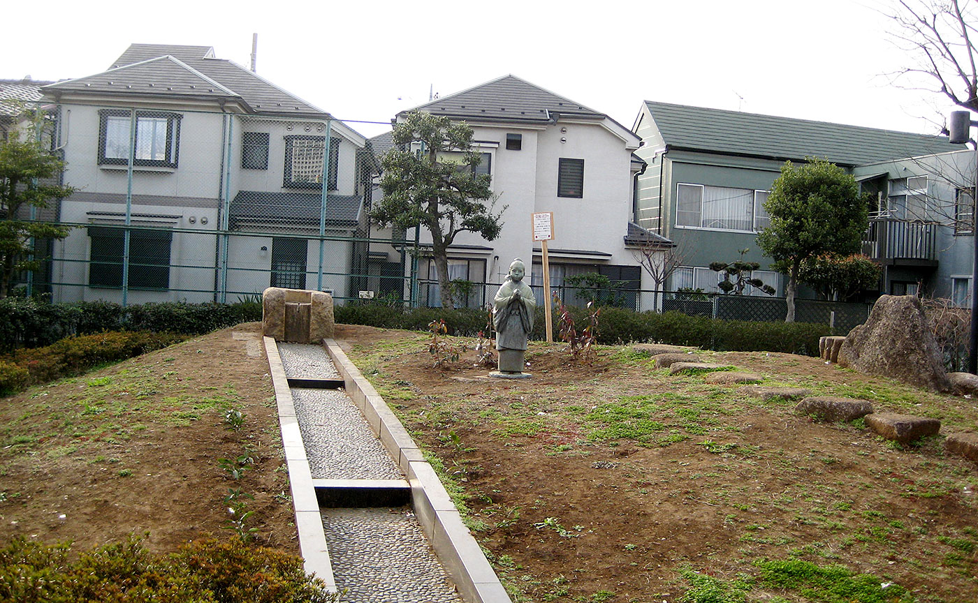 水と雲の公園