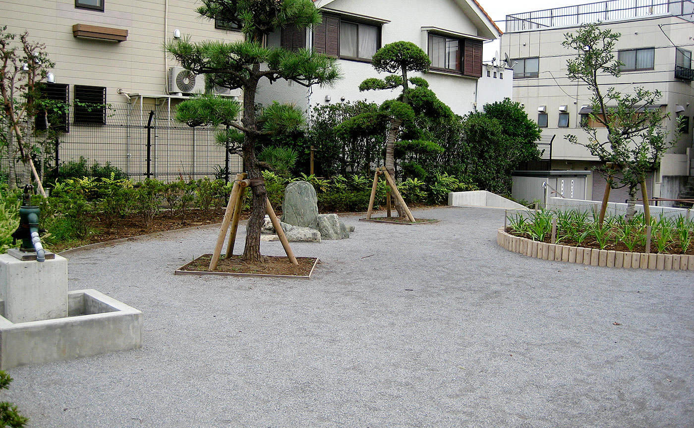 かにくぼ公園